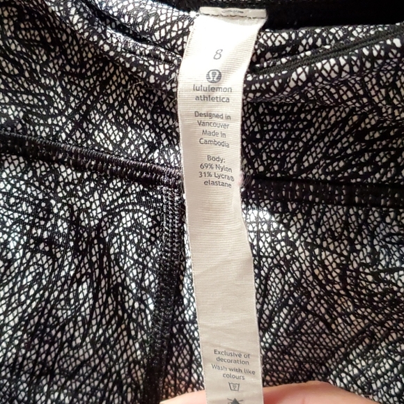 Lululemon leggings - Picture 7 of 7